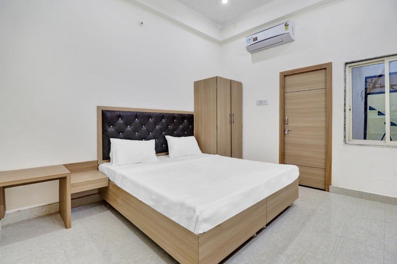 Collection O 82180 Pearl Inn Guest House Gwalior Exterior foto