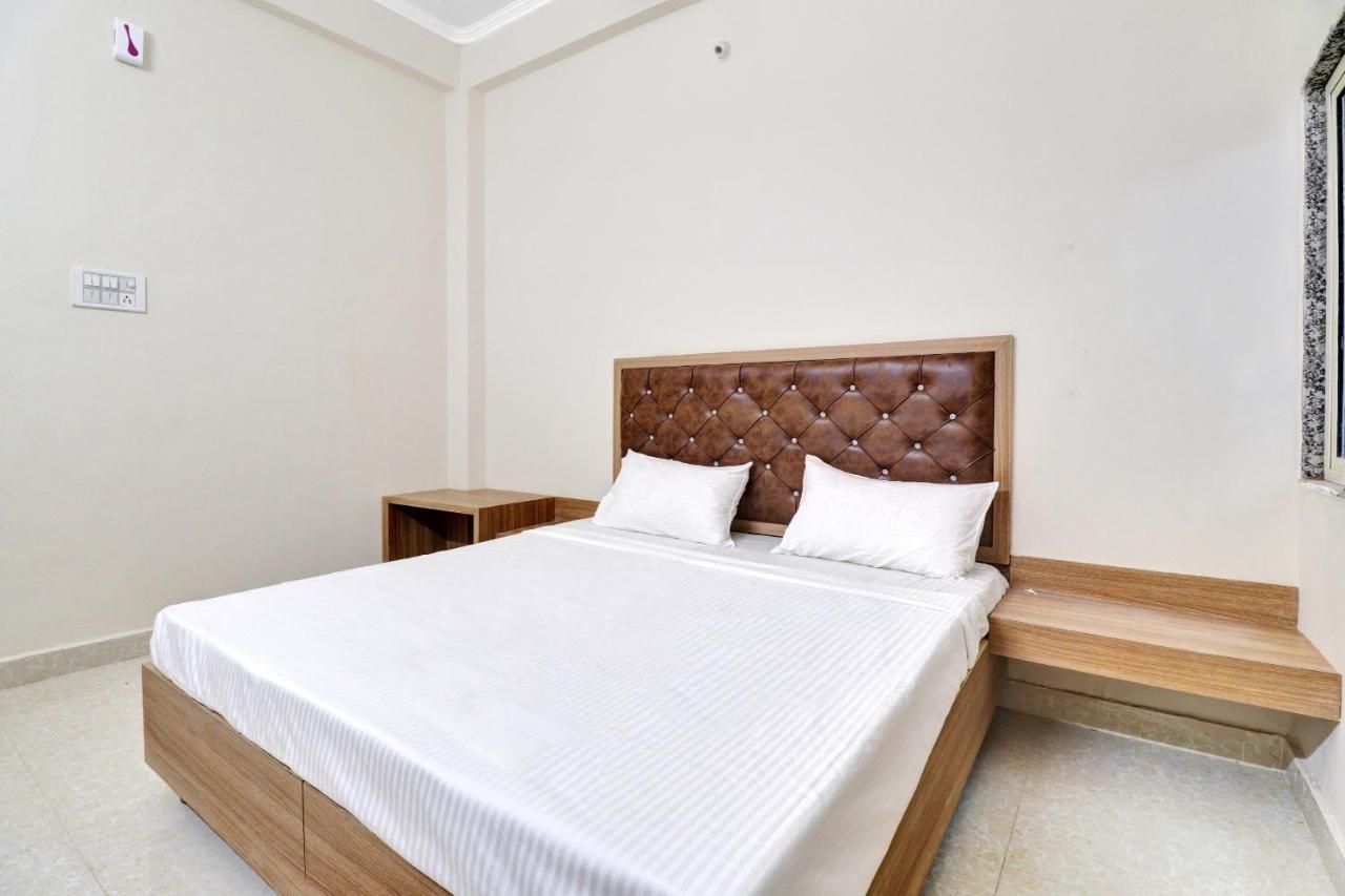 Collection O 82180 Pearl Inn Guest House Gwalior Exterior foto